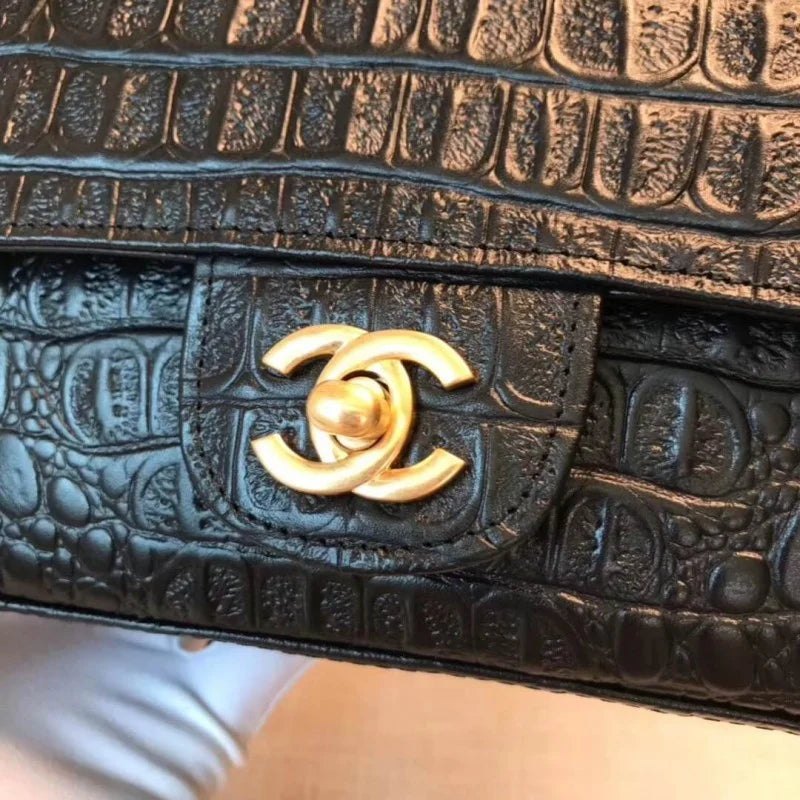 Alligator Flap Bag S9955